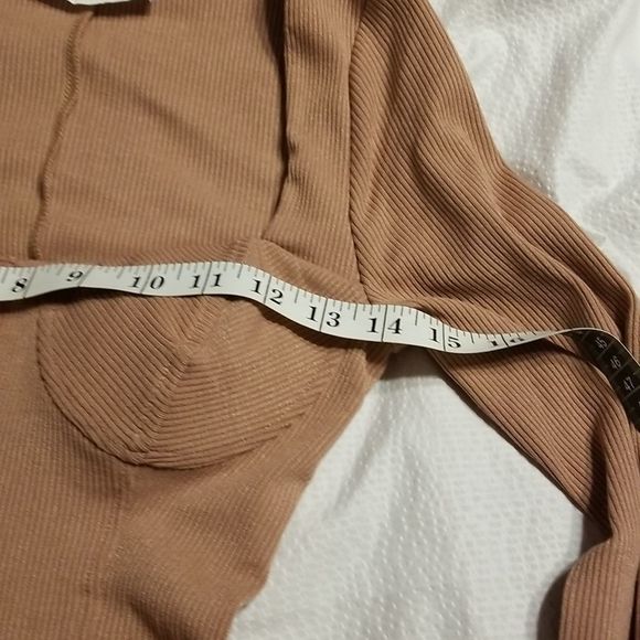 NWOT ASTR BODY CON RIBBED HOOK AND EYE FRONT BLUSH PINK LIGHTLY PADDED D… - Picture 8 of 12